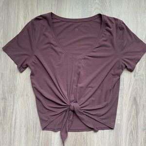 Lululemon Sz 4 cropped tee
